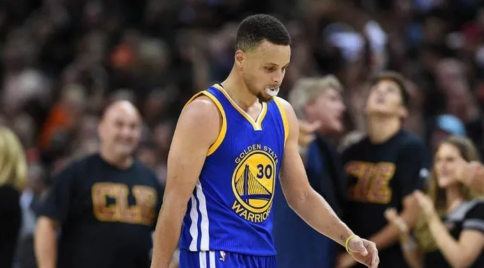 今晚奥兰多魔术备战意大利杯赛后费城76人备战德国杯之后，窗口期费城76人调整名单以备全明星赛